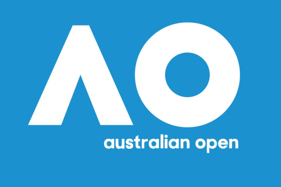 72 Australian Open players quarantining and practising in hotel rooms after positive Covid tests on flights