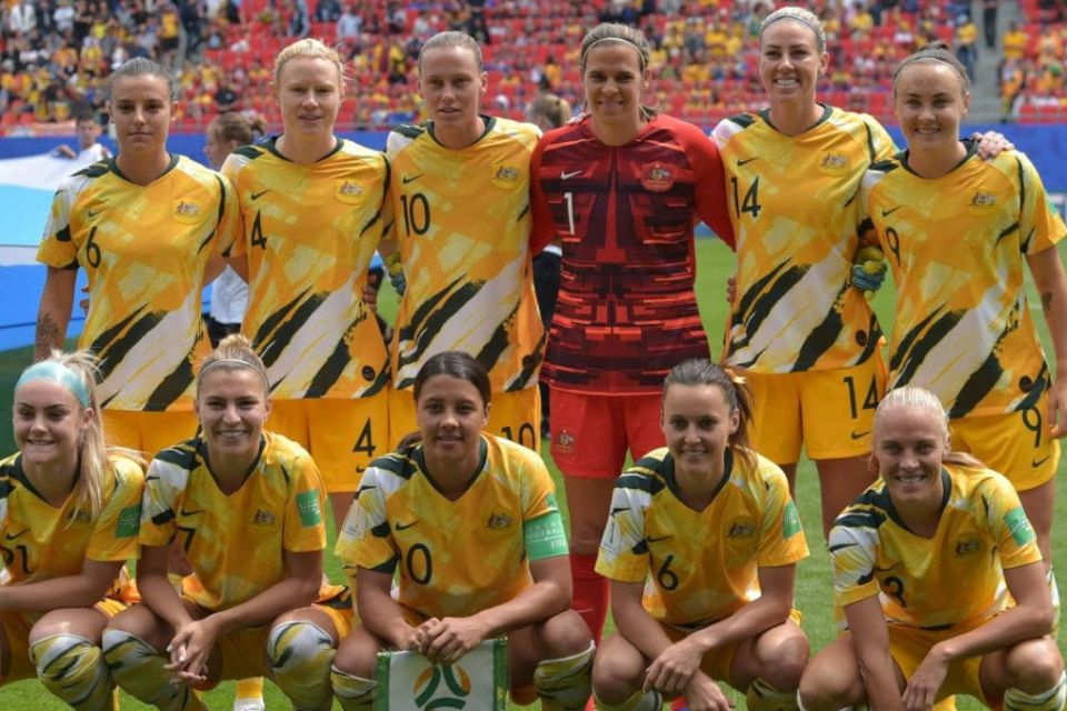 Australian women’s football team to receive the same pay as male counterparts